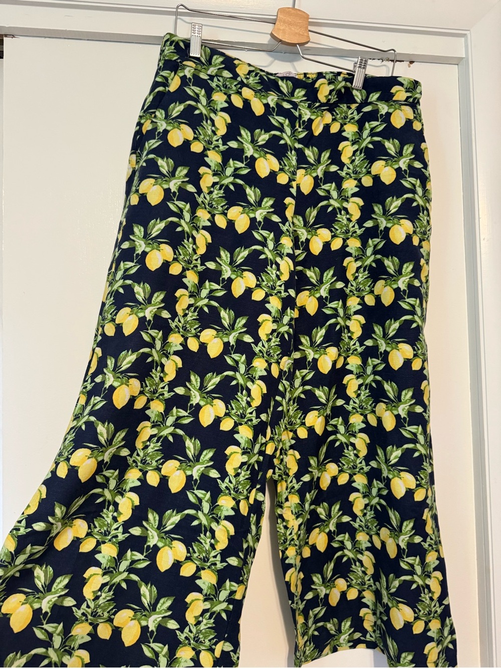 LOFT Navy Floral Lemon-Print Pants